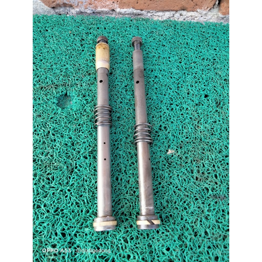 Sulingan Skok Shock Depan Honda GL 100 GL 125 Original