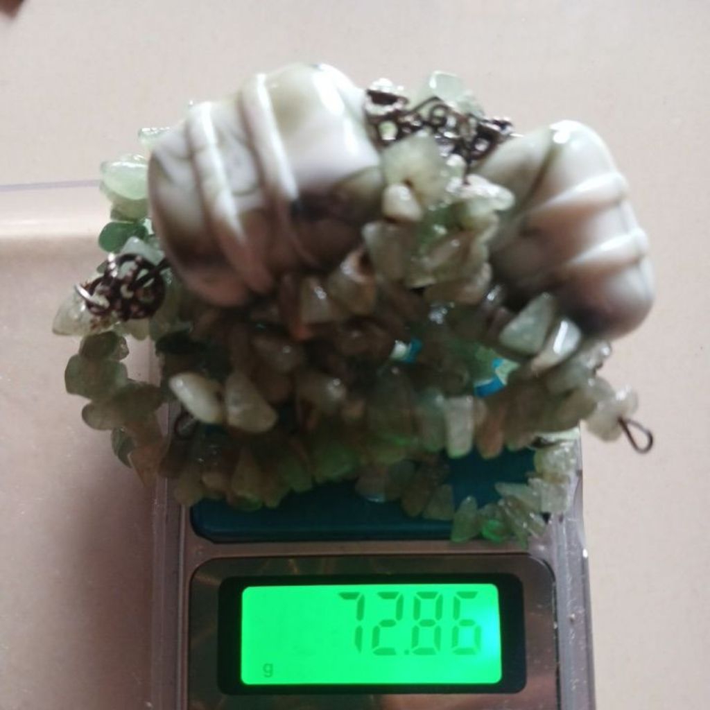 kalung antik manik giok