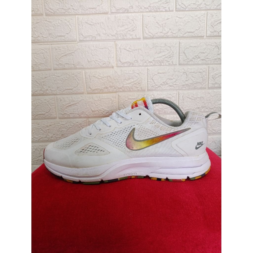Sepatu sneaker running basket second seken branded nike Pegasus