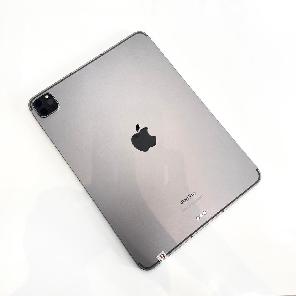 IPad Pro Series Gen 3/4/5 128GB WiFi Only Like New M1