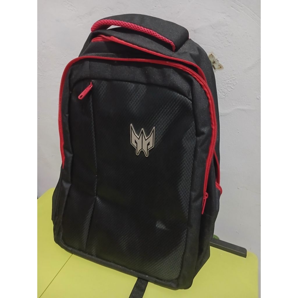 tas laptop acer predator muat laptop 14 - 17 inci second mulus like new jarang dipake