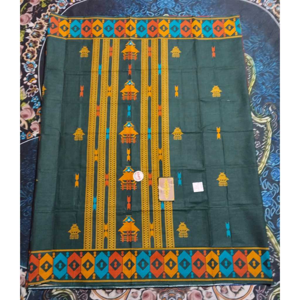 Sarung Karo Emisura