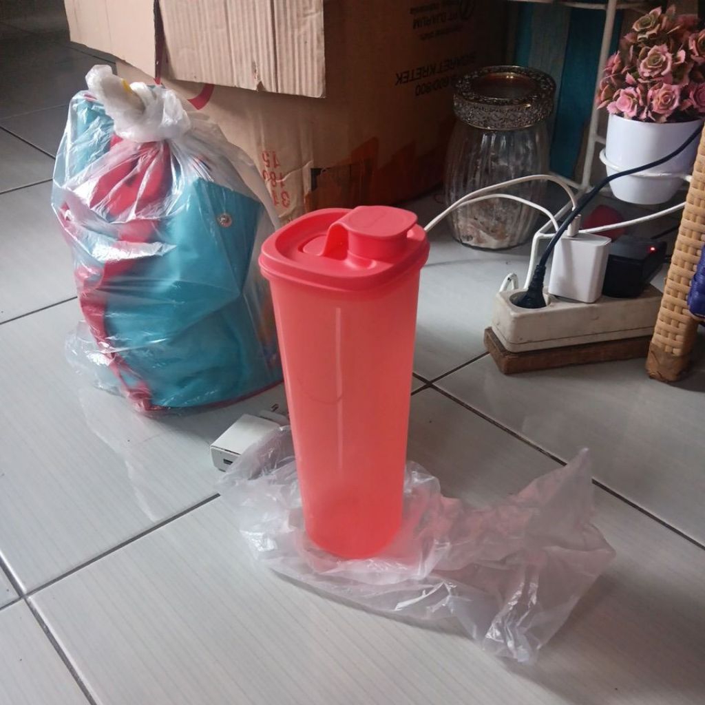 tempat minyak tupperware