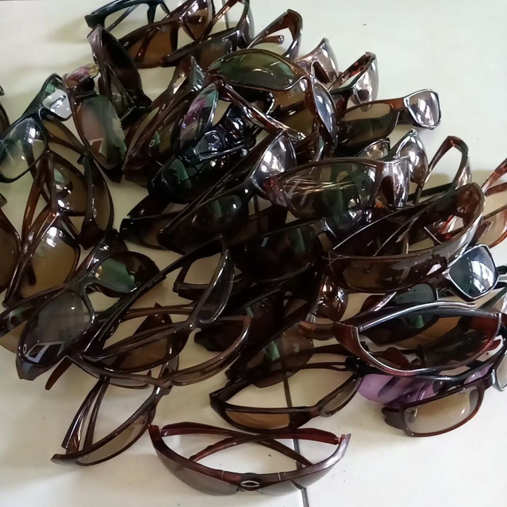 CG 15  Kacamata Dewasa Pria Wanita Unisex Lensa Plano Normal Fashion Frame Kacamata Plastik Warna Hi