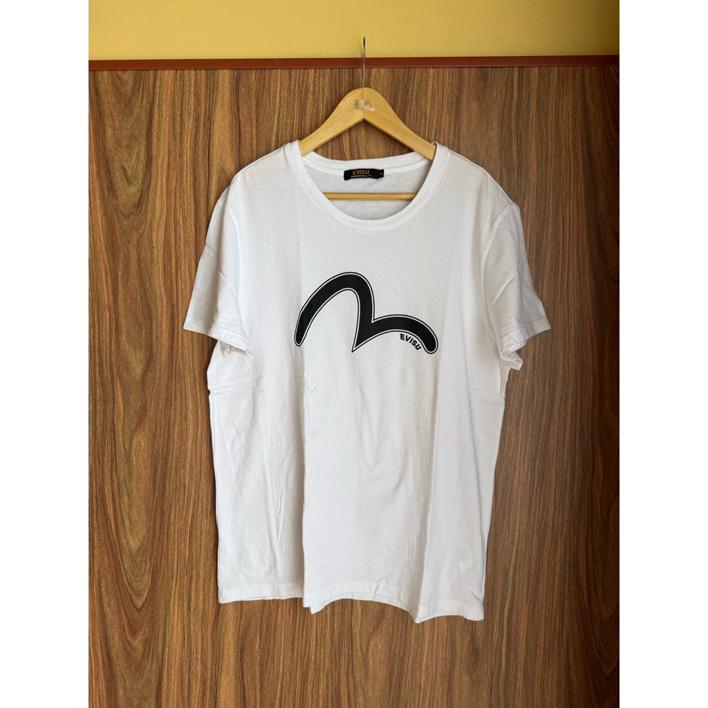 Baju Kaos Evisu Size XL Untuk Perempuan Second