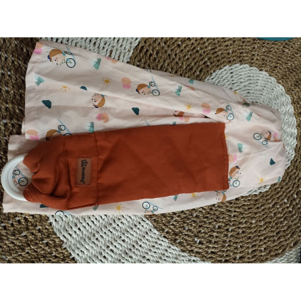 Gendongan Bayi Kain Snobby (Preloved)