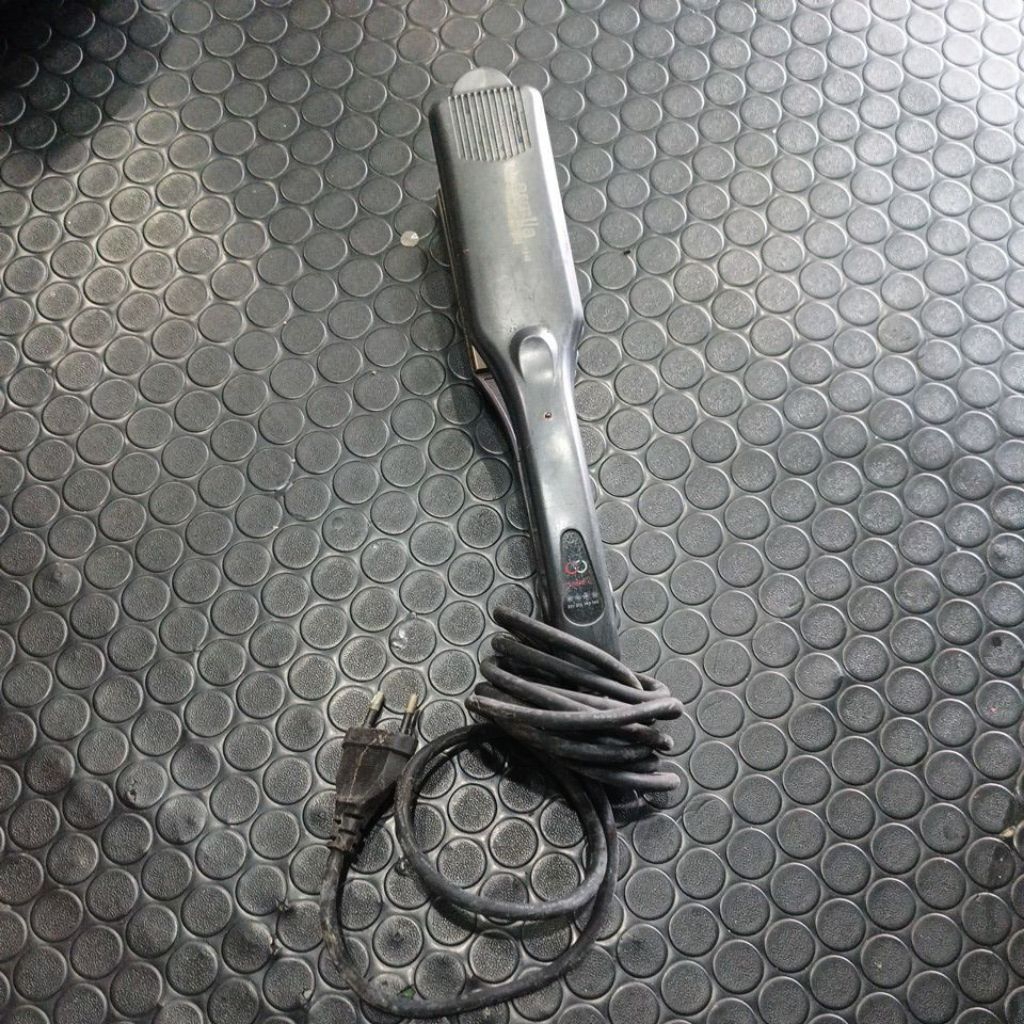 catok rambut ermila rusak mati konslet