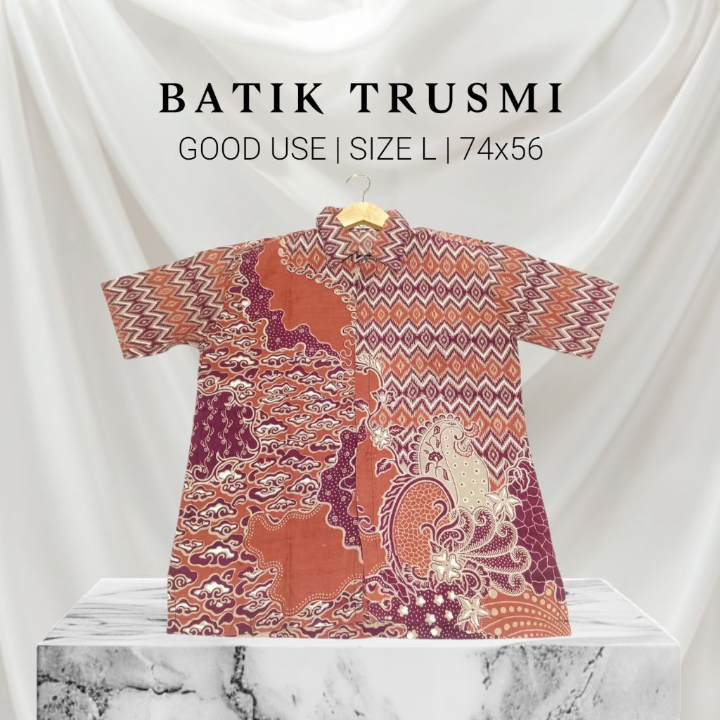 BATIK TRUSMI LENGAN PENDEK MOTIF ADAT JAWA