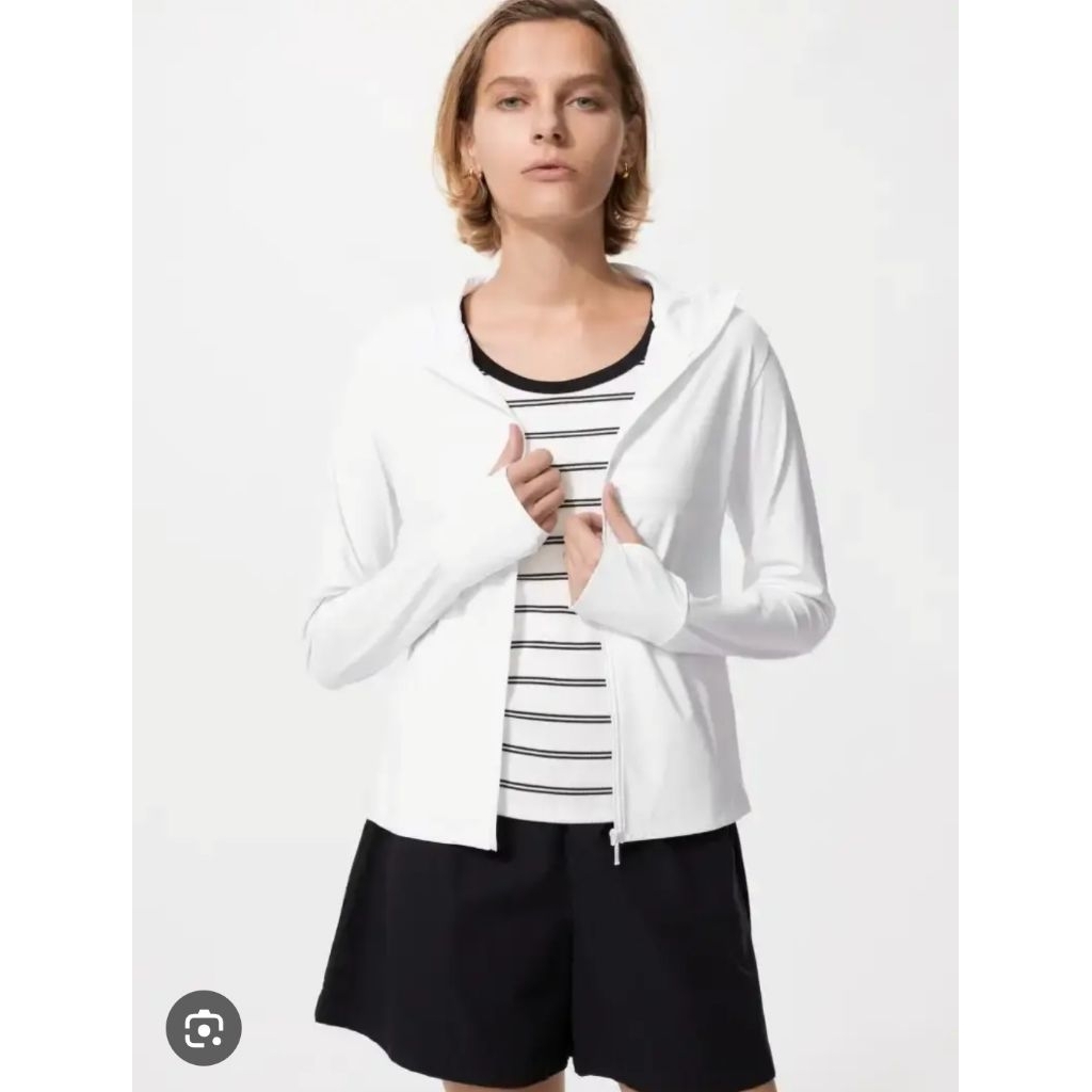 jaket running UNIQLO airism putih