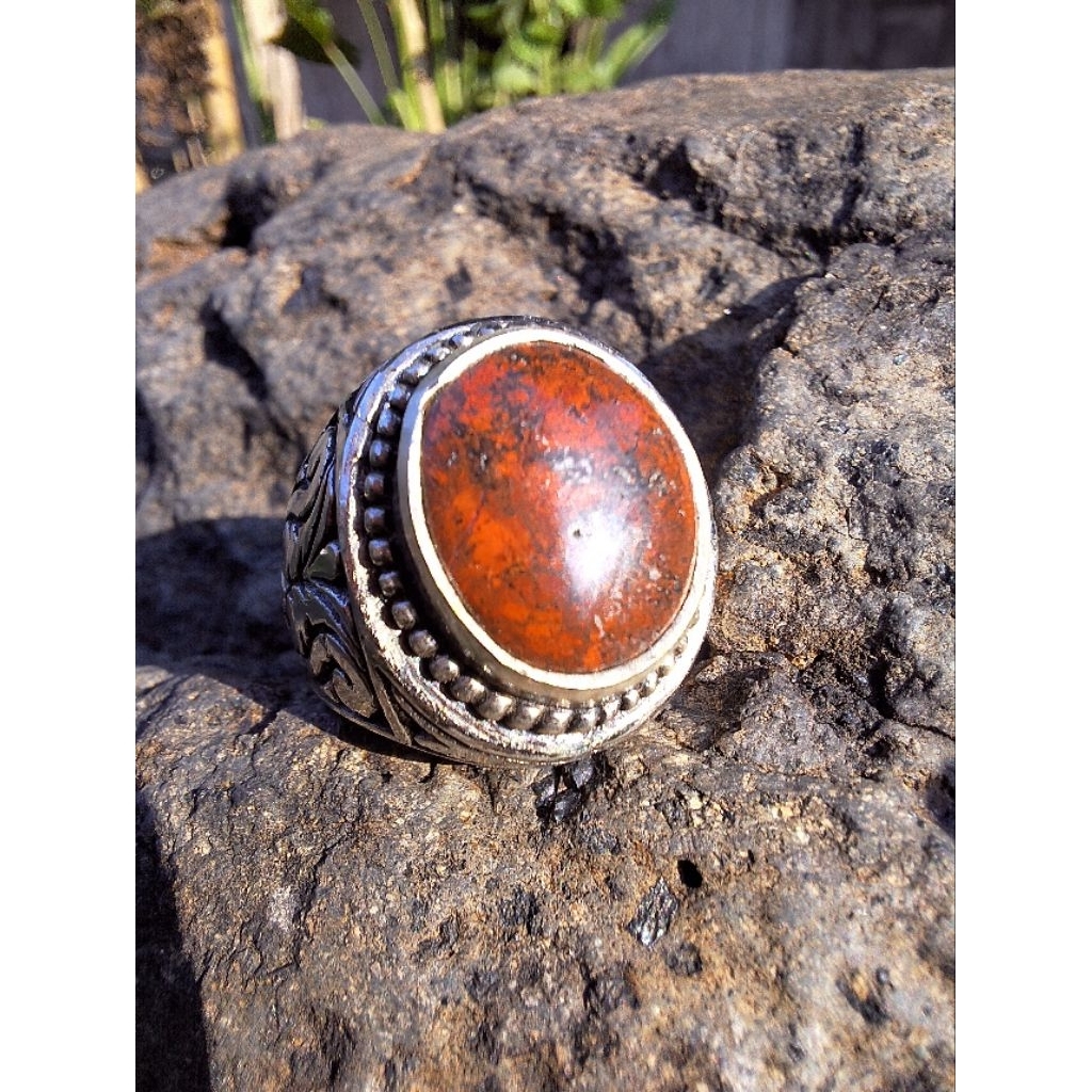 Cincin batu akik pria natural badar besi cabe merah kebumen elegan  ring model klasik