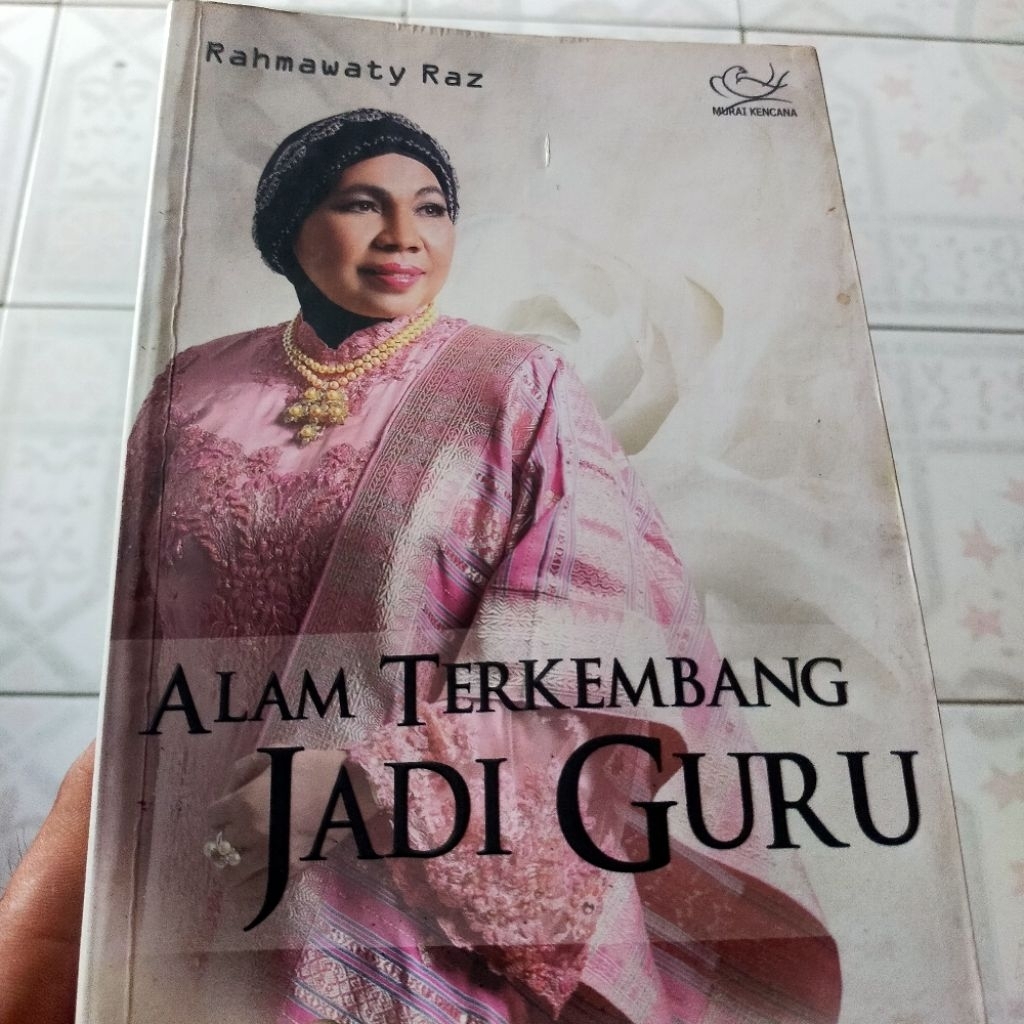 Buku Alam Terkembang Jadi Guru.