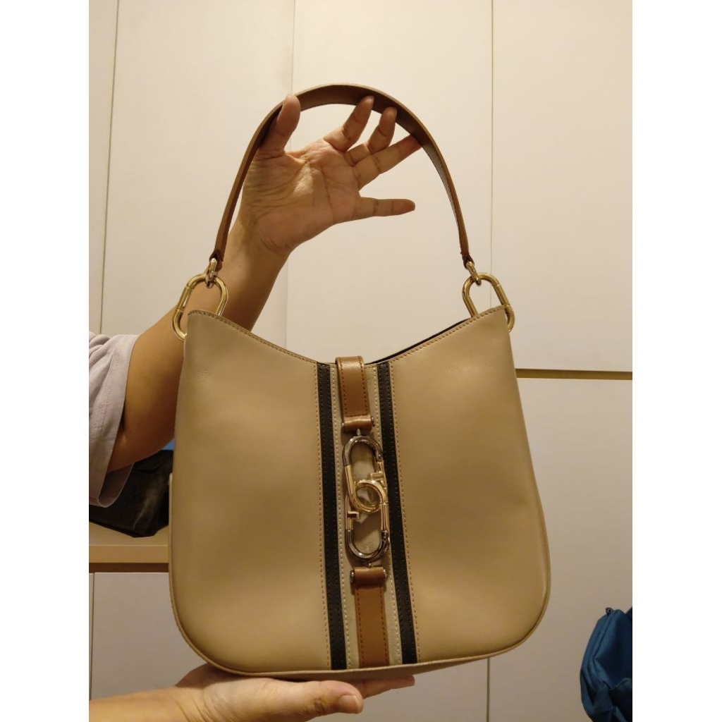 Furla Sirena Hobo Bag (used) Like a New Original 100%