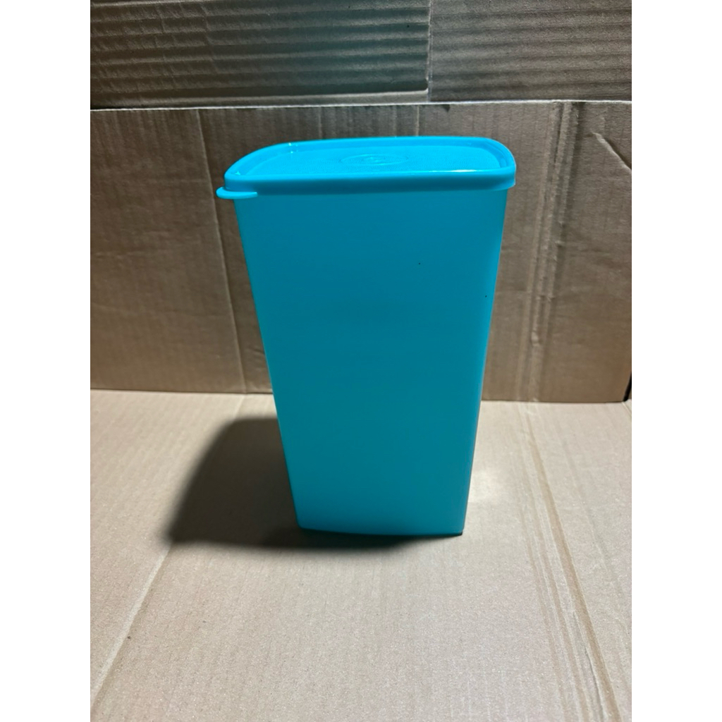 Blue tall square round tupperware