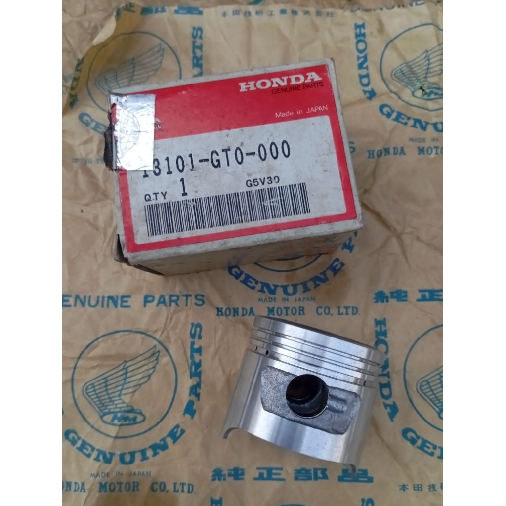 Piston seher only GN8 Honda Astrea Star C900 OS STD 13101-GT0-000 original NOS
