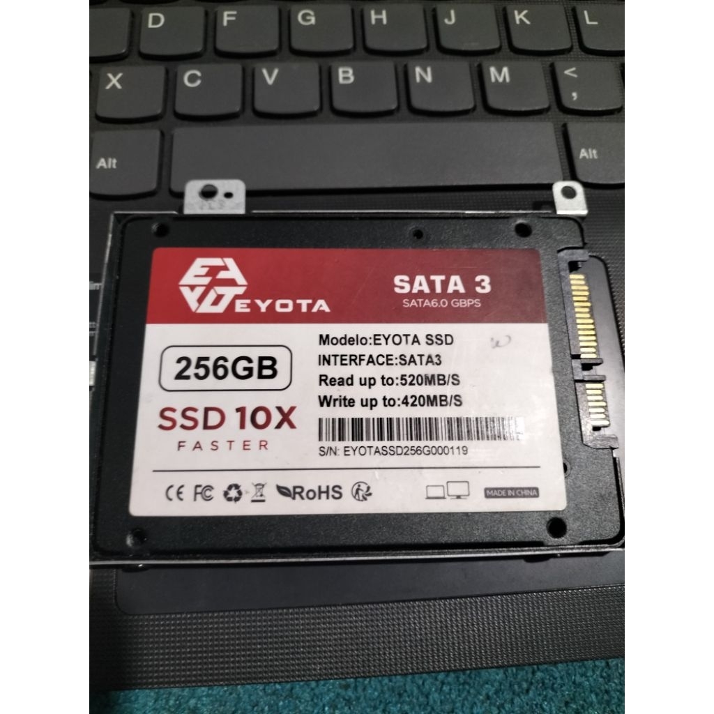 SSD SATA 2,5 EYOTA 256GB