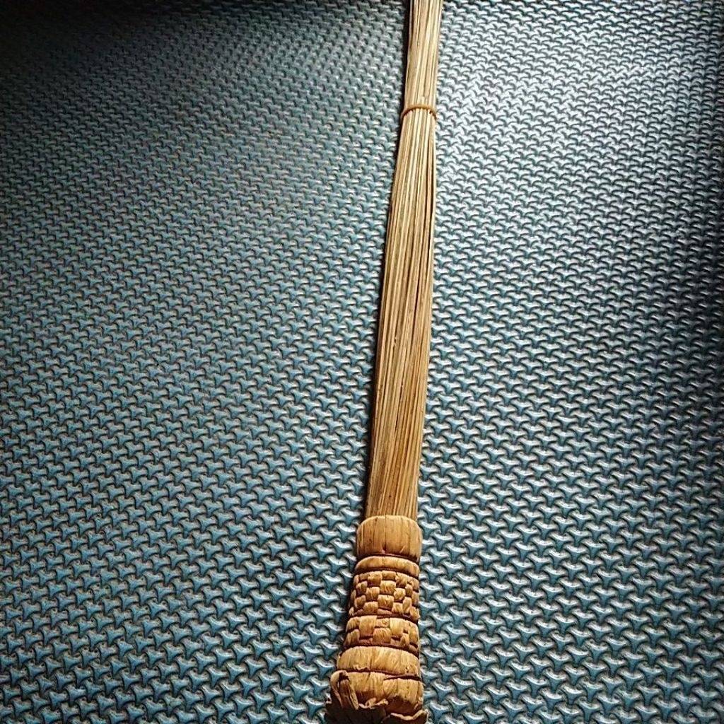 Sapu Penebah Tempat Tidur+tilam+kursi