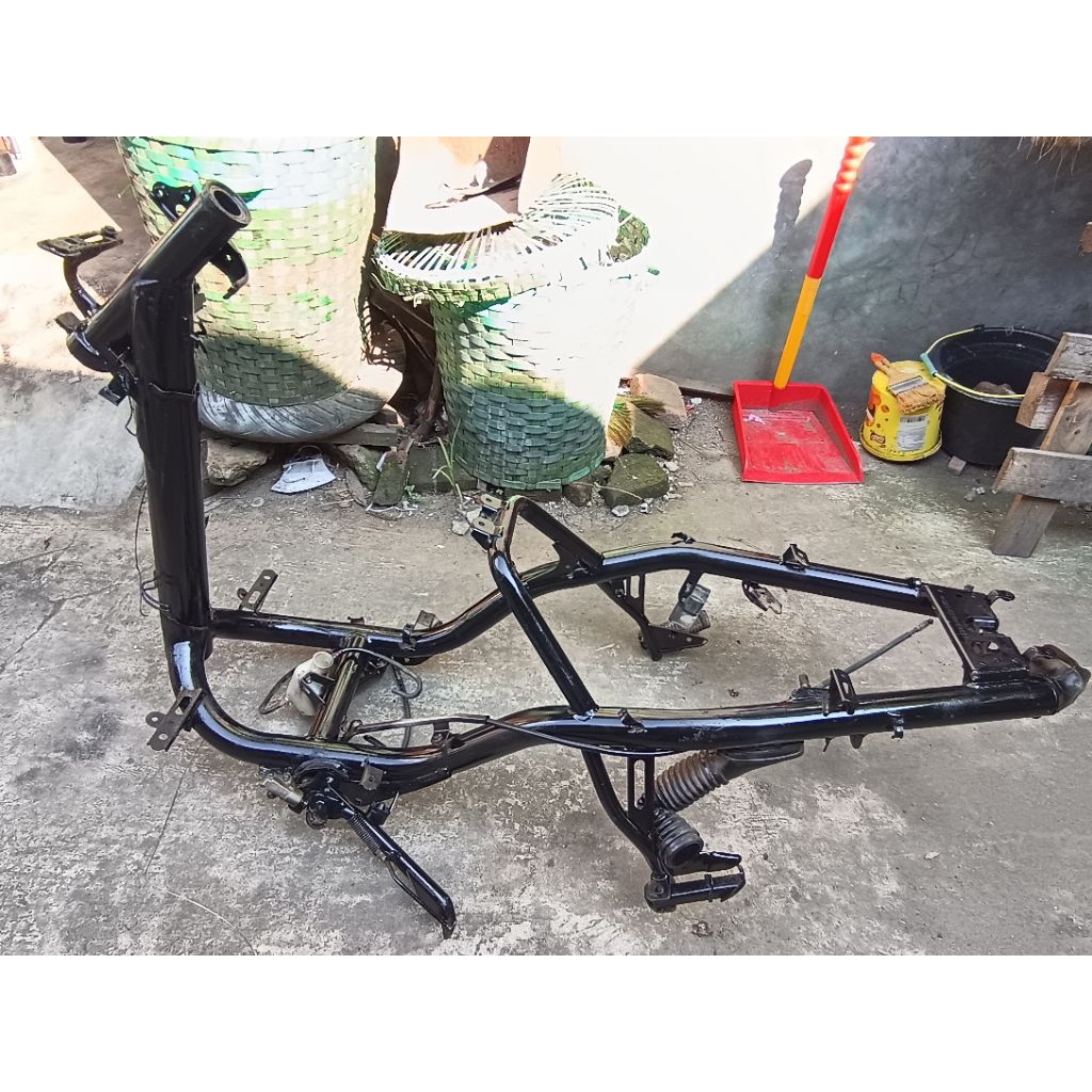 RANGKA, FRAME, SASIS YAMAHA XEON RC 125 INJEKSI, XEON 125 KARBU, THN 2010-2013, ORIGINAL SECCOND