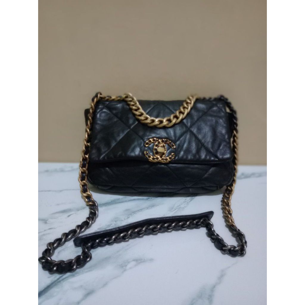 tas cantik mewah chanel c19 preloved