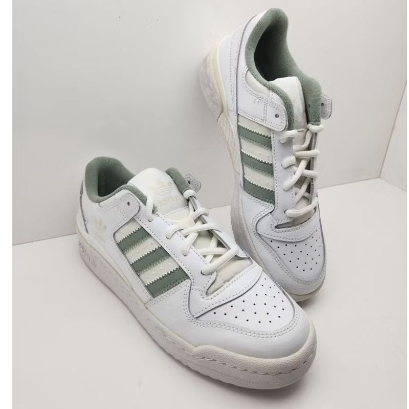Sepatu Sneakers ADIDAS FORUM LOW CL W BASKET CLASSICS CLOUD WHITE/SILVER GREEN