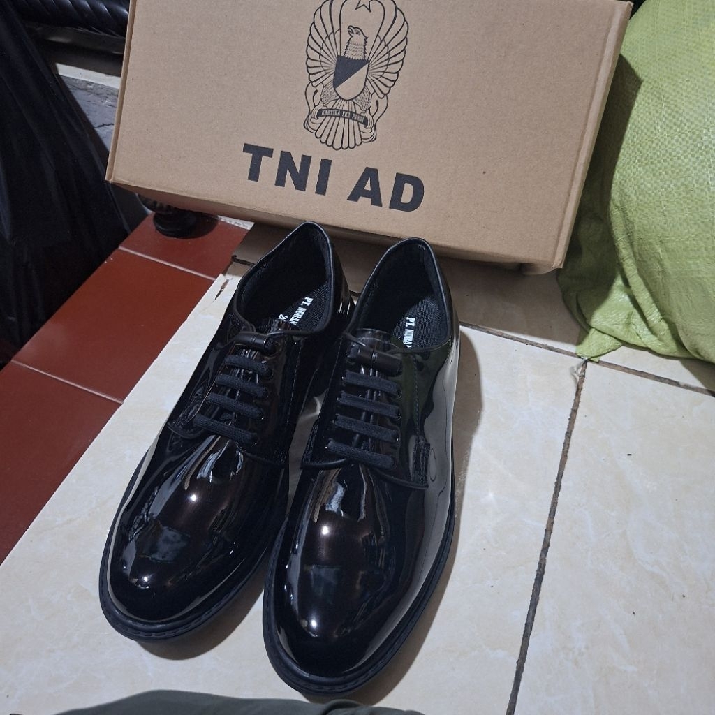Sepatu PDH Jatah TNI AD Terbaru 2025 Tali Magnet
