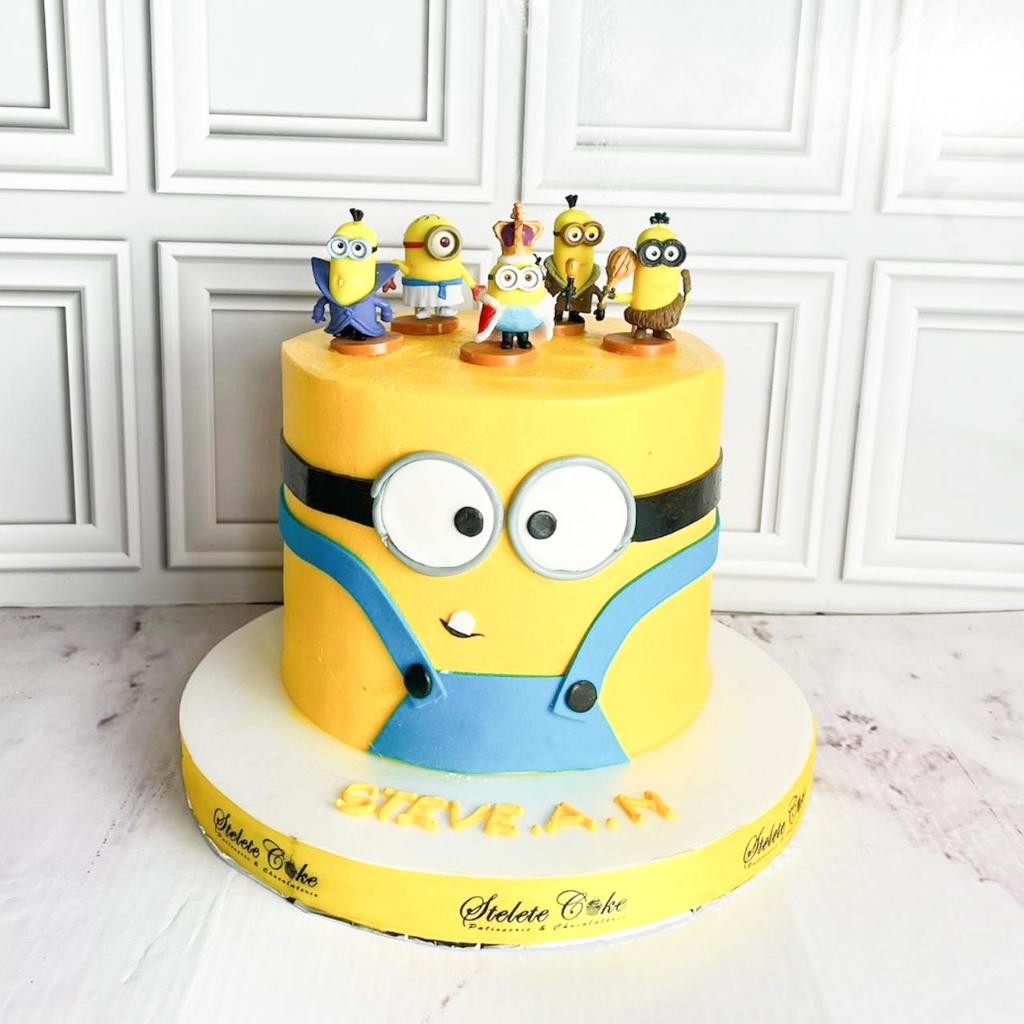 Kue Ulang Tahun/Birthday Cake/Kue Ultah Tema Minion/Minion Cake