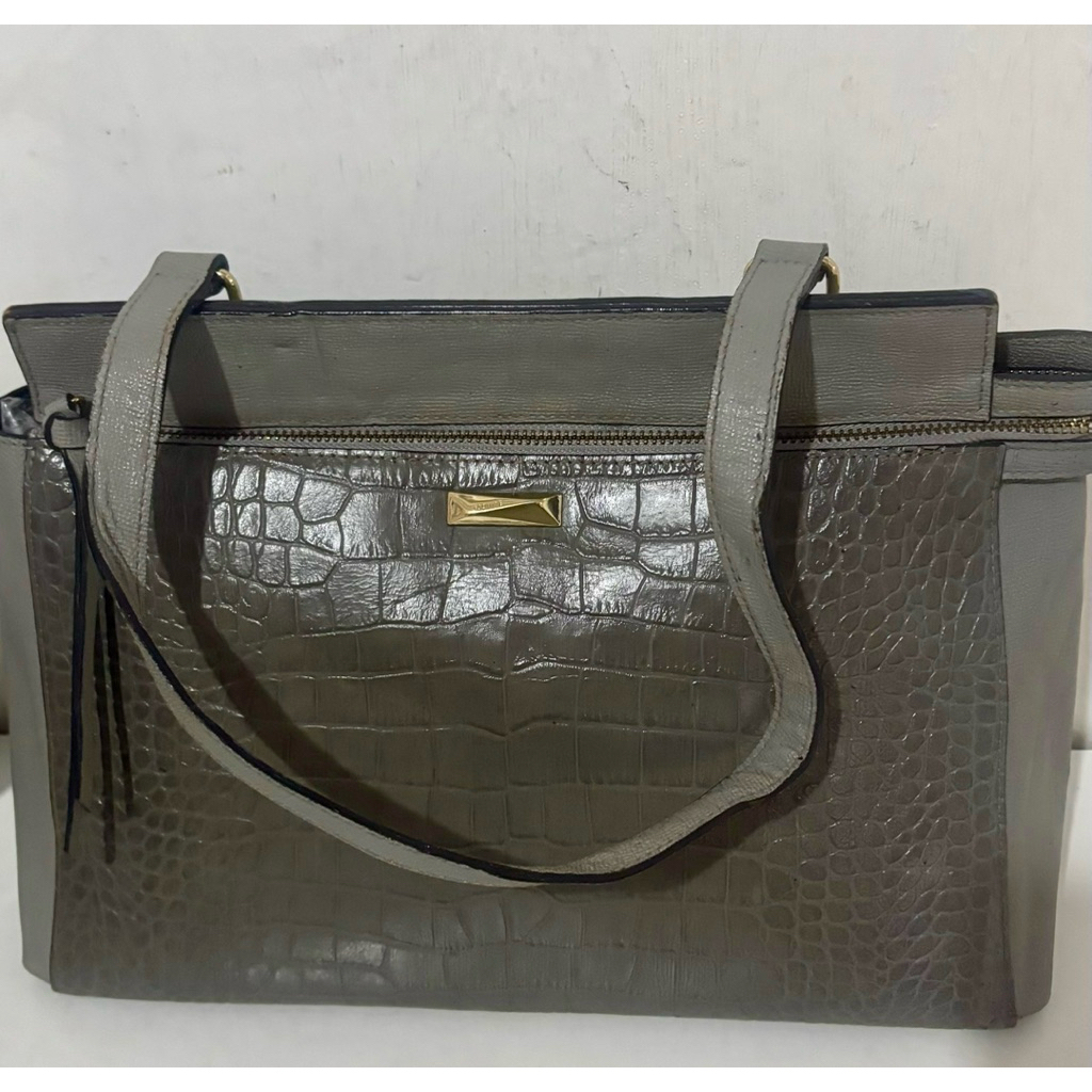 Shoulder Bag Leather Esquire