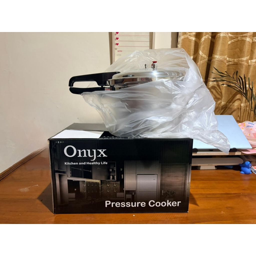 Kompor listrik ONYX