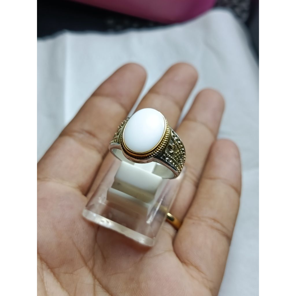 Cincin batu akik yaman abyad natural