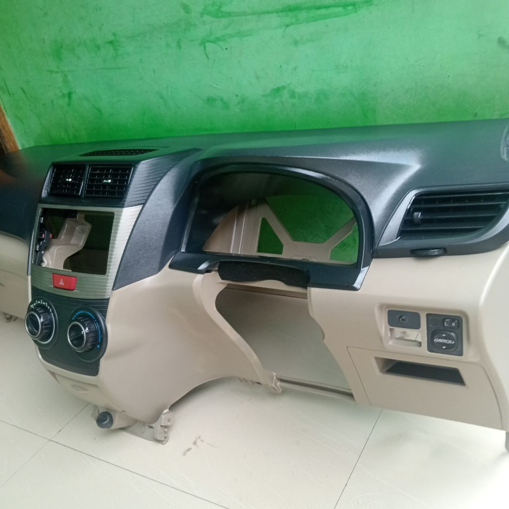 Meja Dashboard Avanza Xenia All New ORIGINAL