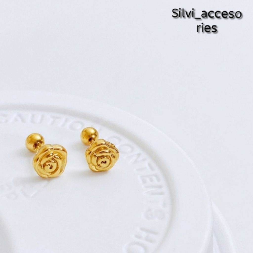 New Anting Tindik Wanita Titanium Motif Bunga Mawar Mekar Polos Anti Karat