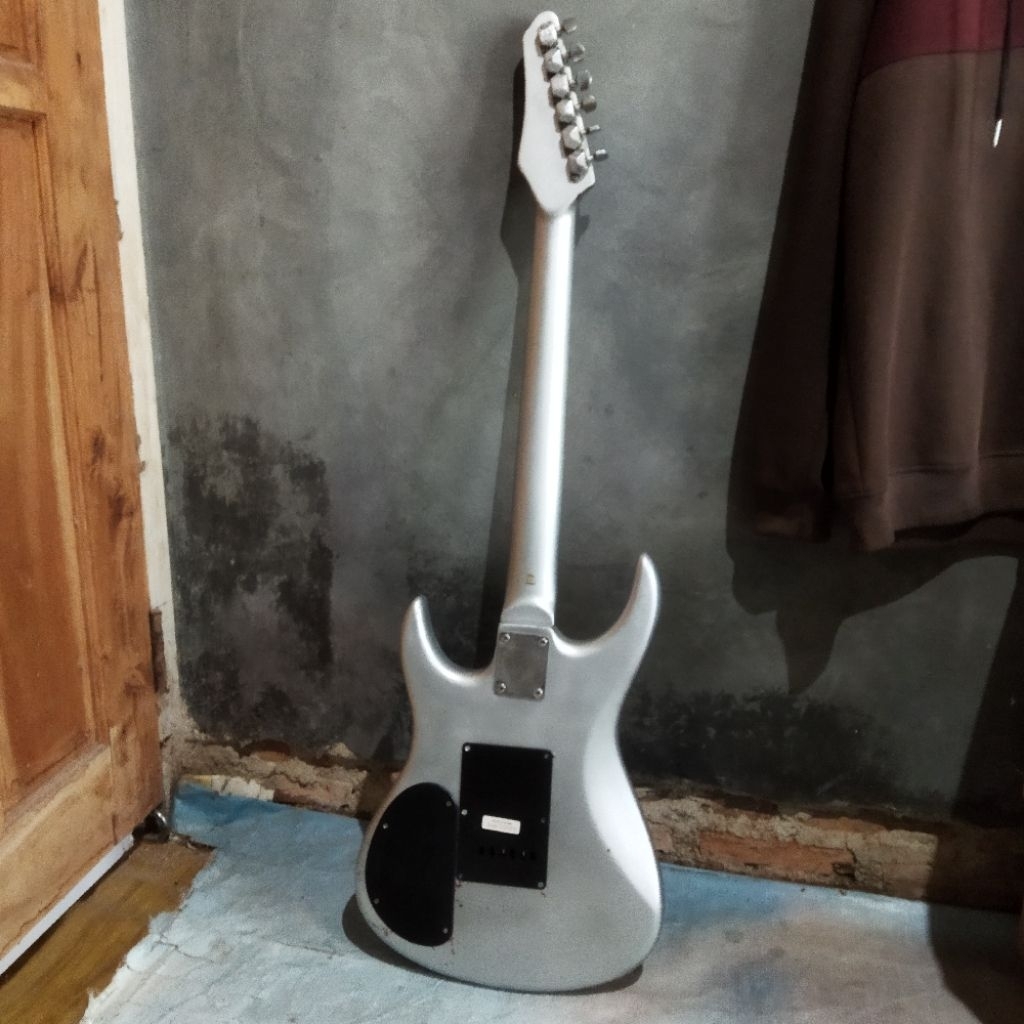 pesanan bang ahmad di bakauheni, gitar listrik dan efek metal zone mini