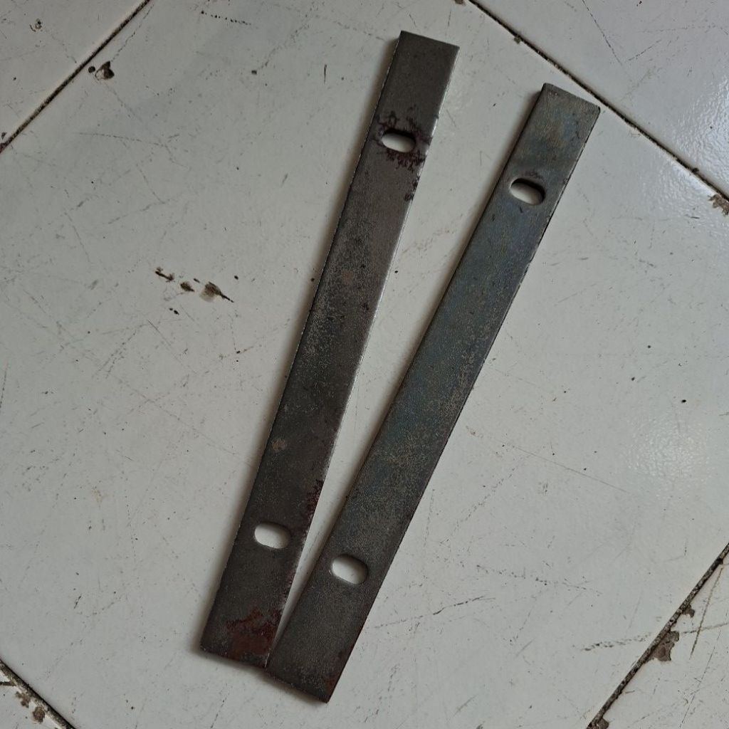 Pisau Giling Padi Mahkota KD 350