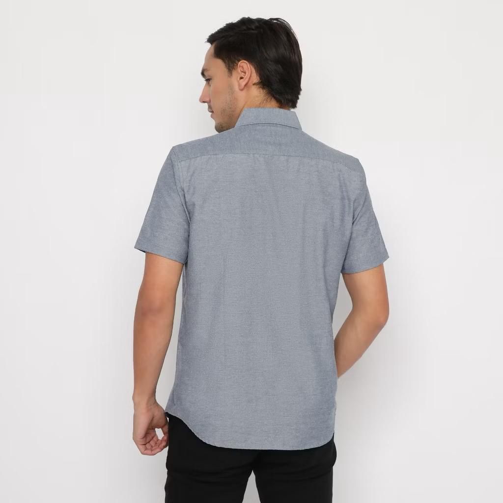 PLATINI || Kemeja Polos pendek Slimfit