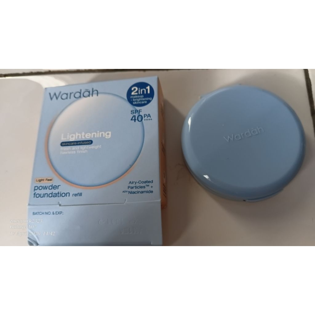 bedak  padat wardah nomor 3 refil