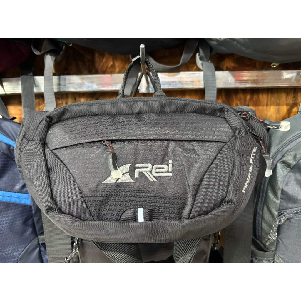 Tas pinggang / waistbag Firchilfite Arei Outdoorgear