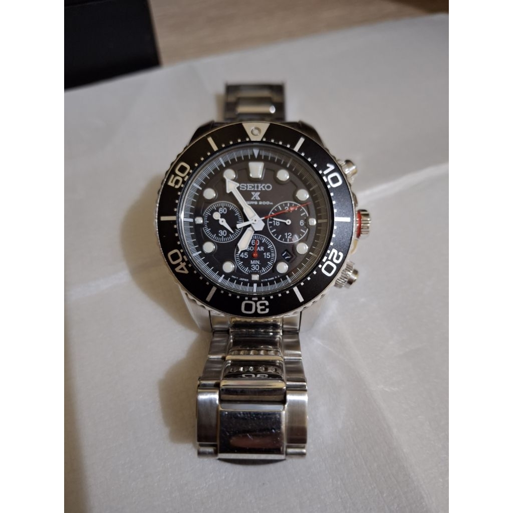 Seiko diver SSC015 solar chronograph