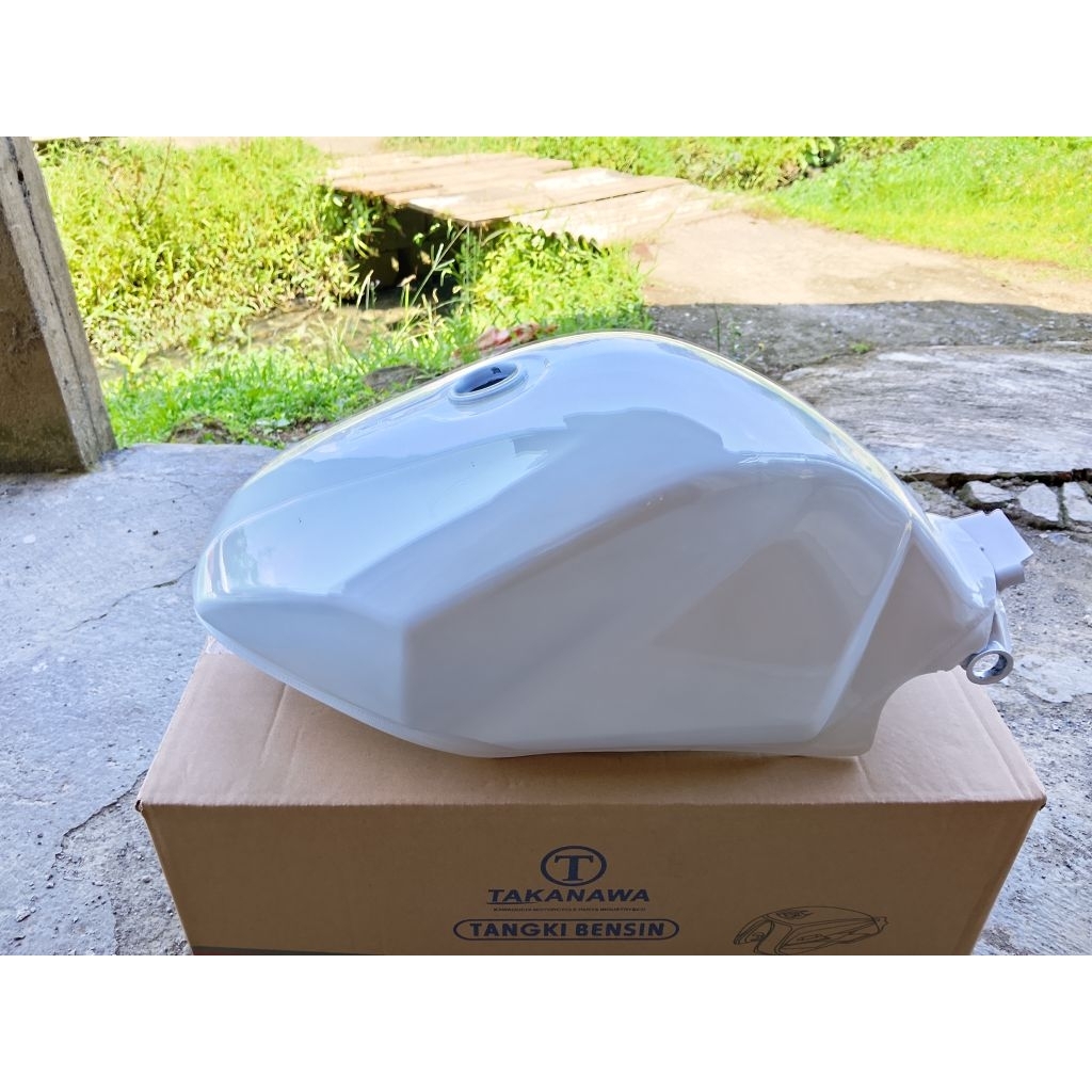 tangki bensin YAMAHA VIXION OLD VIXION LAMA tahun 2009-2012 warna PUTIH original import