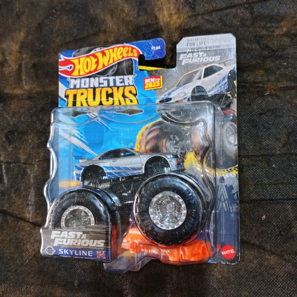 Hot wheels monster truck nissan Skyline r34 hot wheels nissan Skyline r34 monster truck