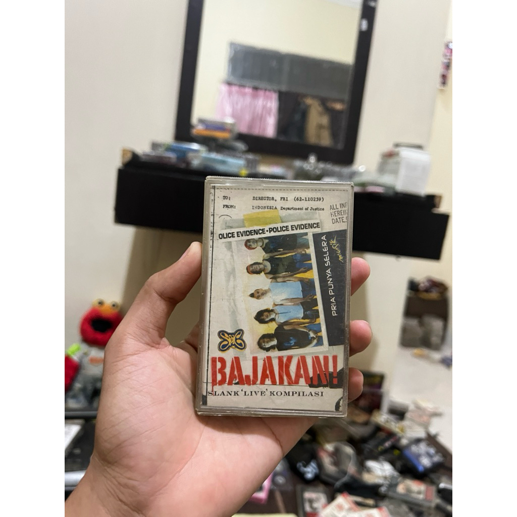 kaset pita slank album bajakan bukan kaset bajakan ya