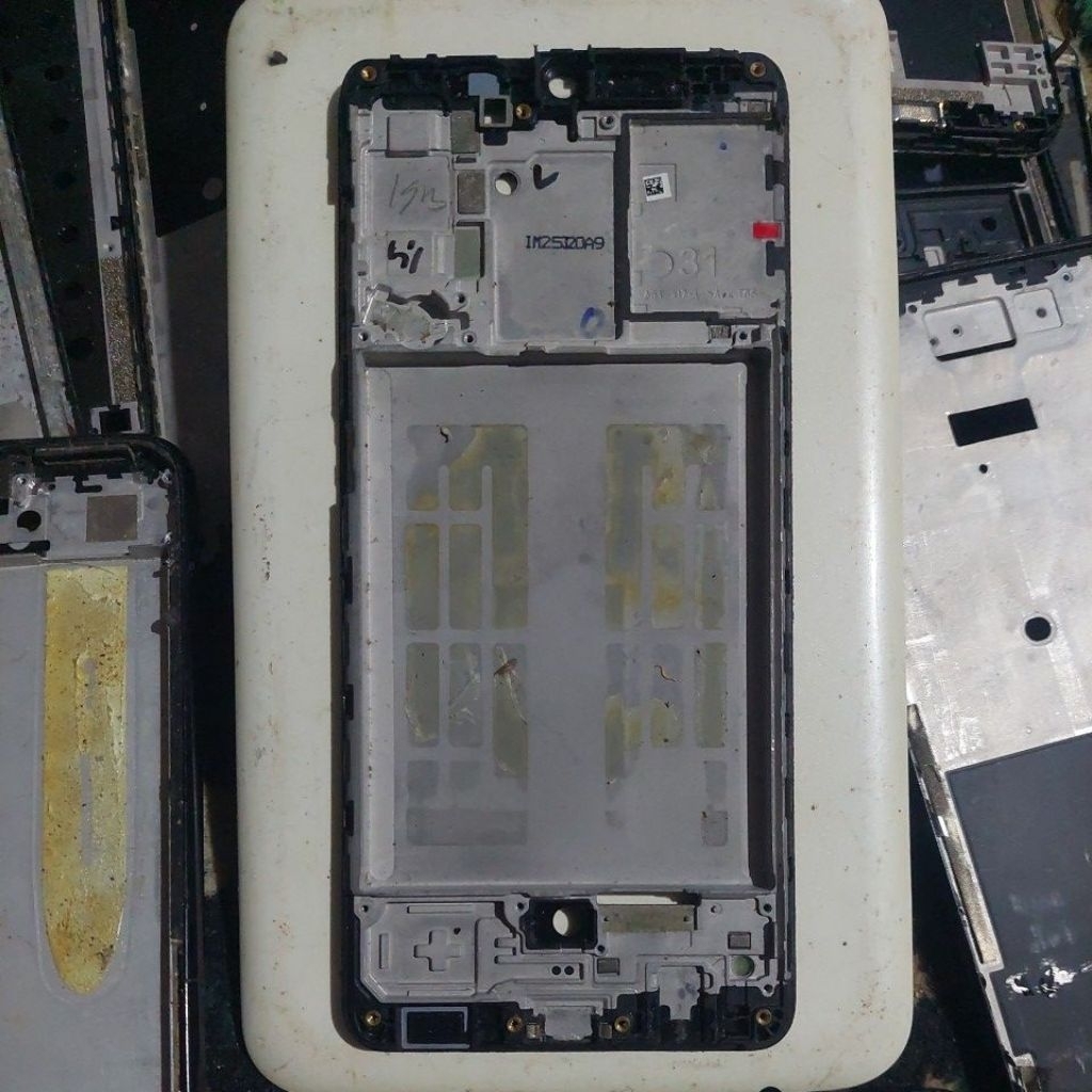 Frame Dudukan Lcd SAMSUNG A31 A315 Copotan Original