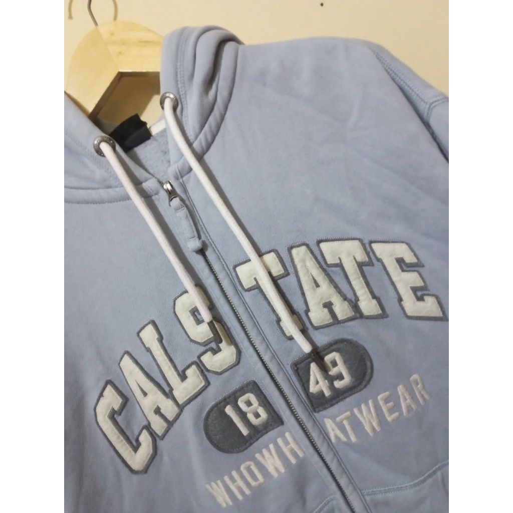 ZIPPER HOODIE WHO CALSTATE