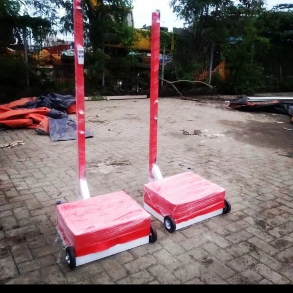 tiang net badminton portabel