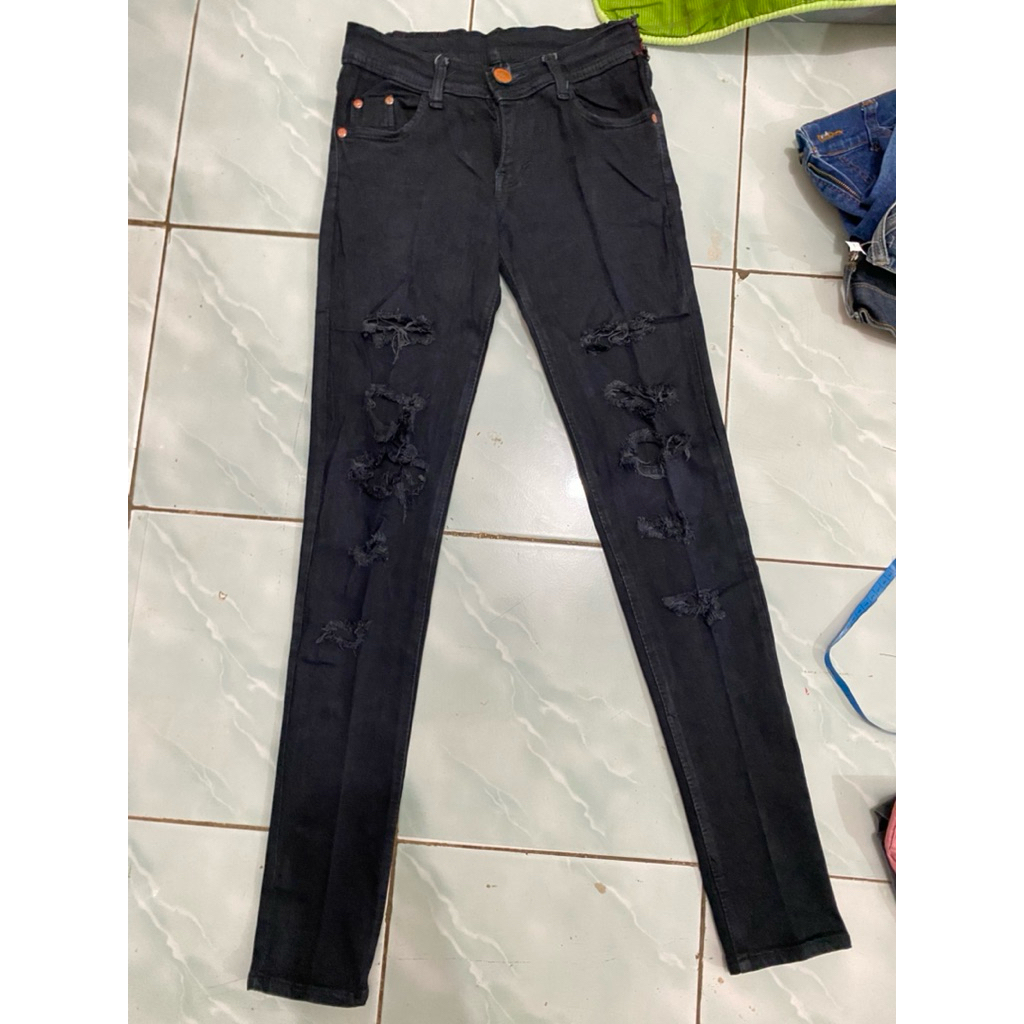 PRELOVED Hermes Celana Skinny Jeans Sobek / Ripped Jeans