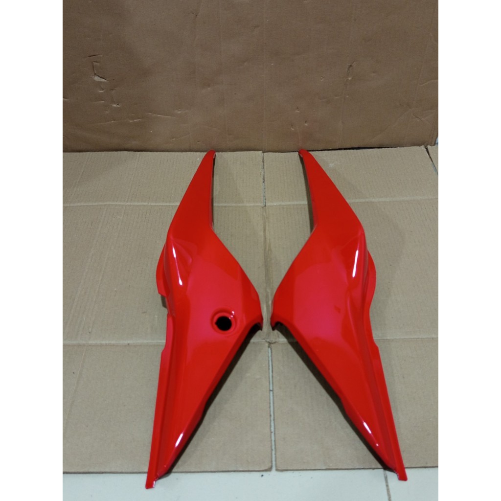 Cover Body Belakang Honda CB 150R NEW Bodi Samping CB 150 New MERAH Tenshi