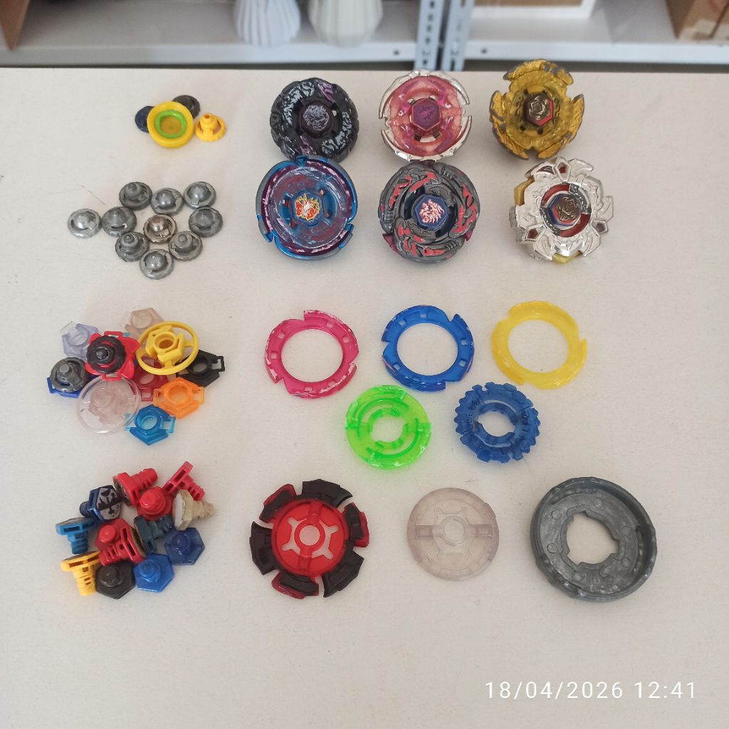 Beyblade Set Borongan (Beyblade Metal Fight Merek Hongyi Second)