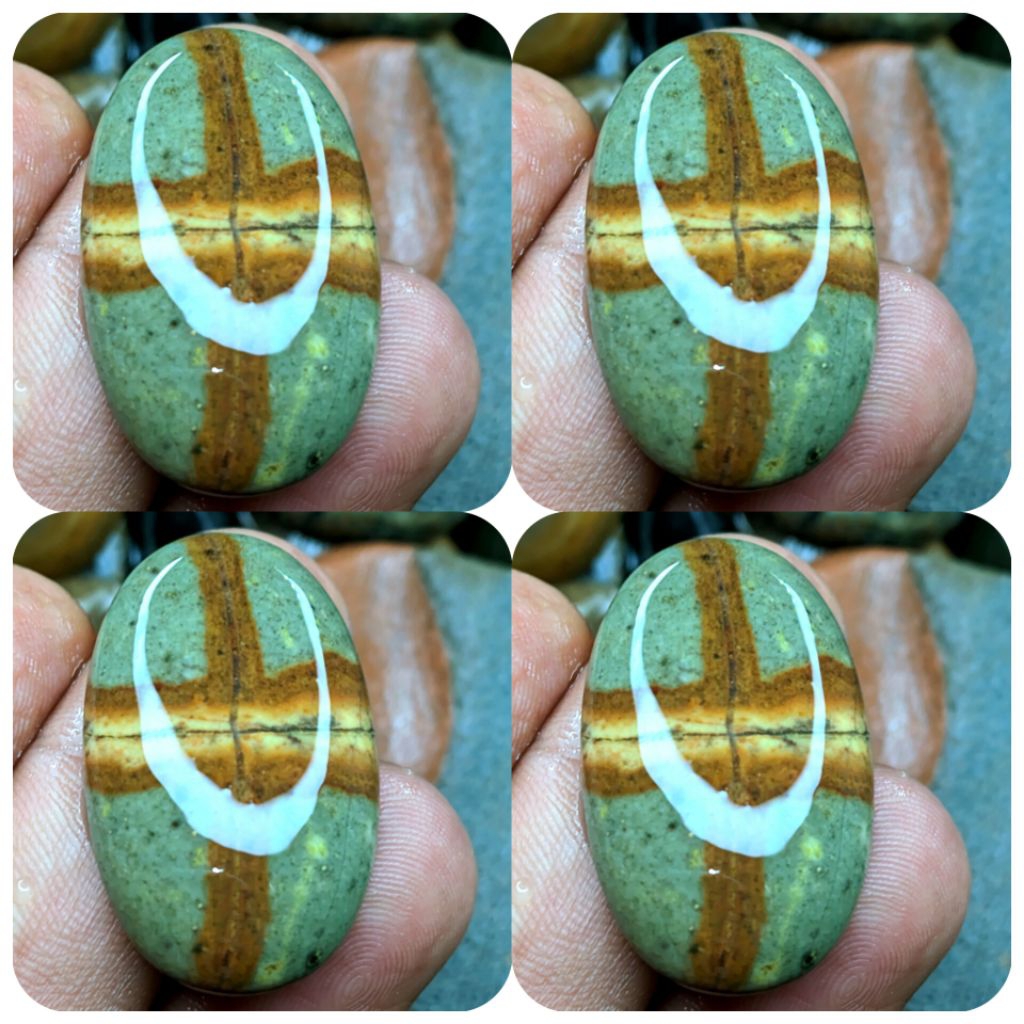 Batu Tapak Jalak Serat Kuning Emas Asli Alam