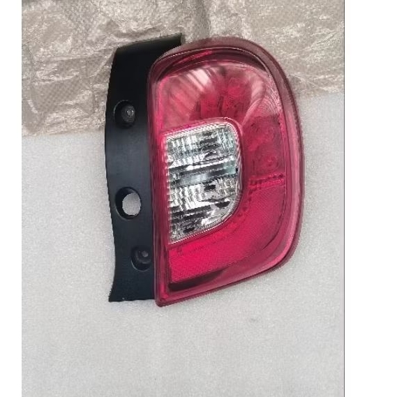 stoplamp Nissan march lampu belakang march