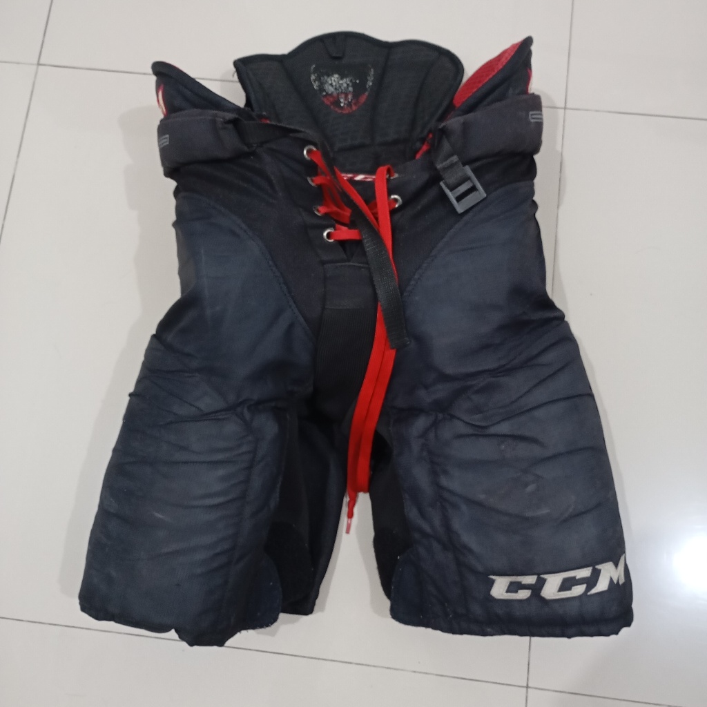 CCM U+ CL ICE HOCKEY PANTS + CCM ICE HOCKEY COVER PANTS (USED)