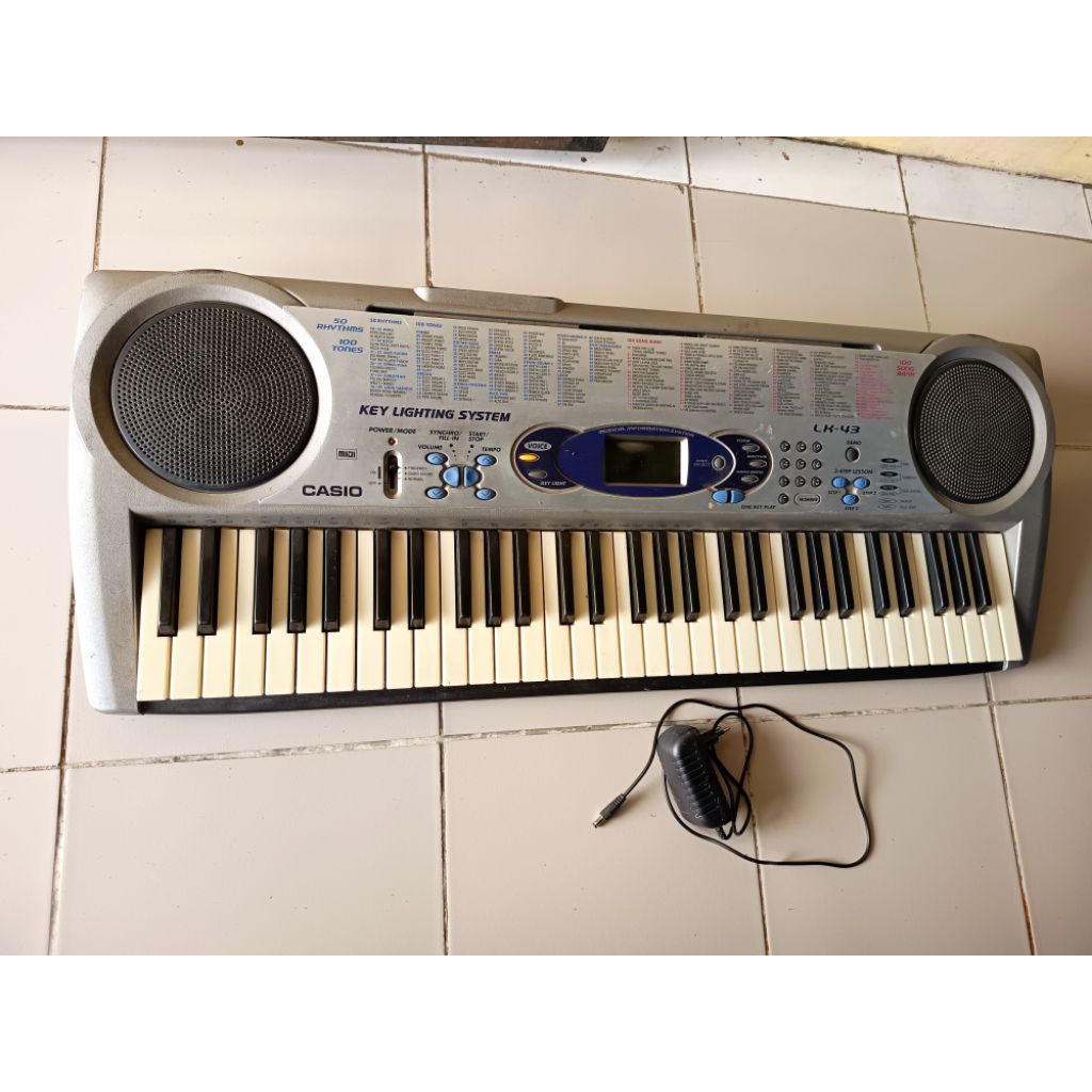 alat musik piano keyboard casio LK43. bekas normal sangat