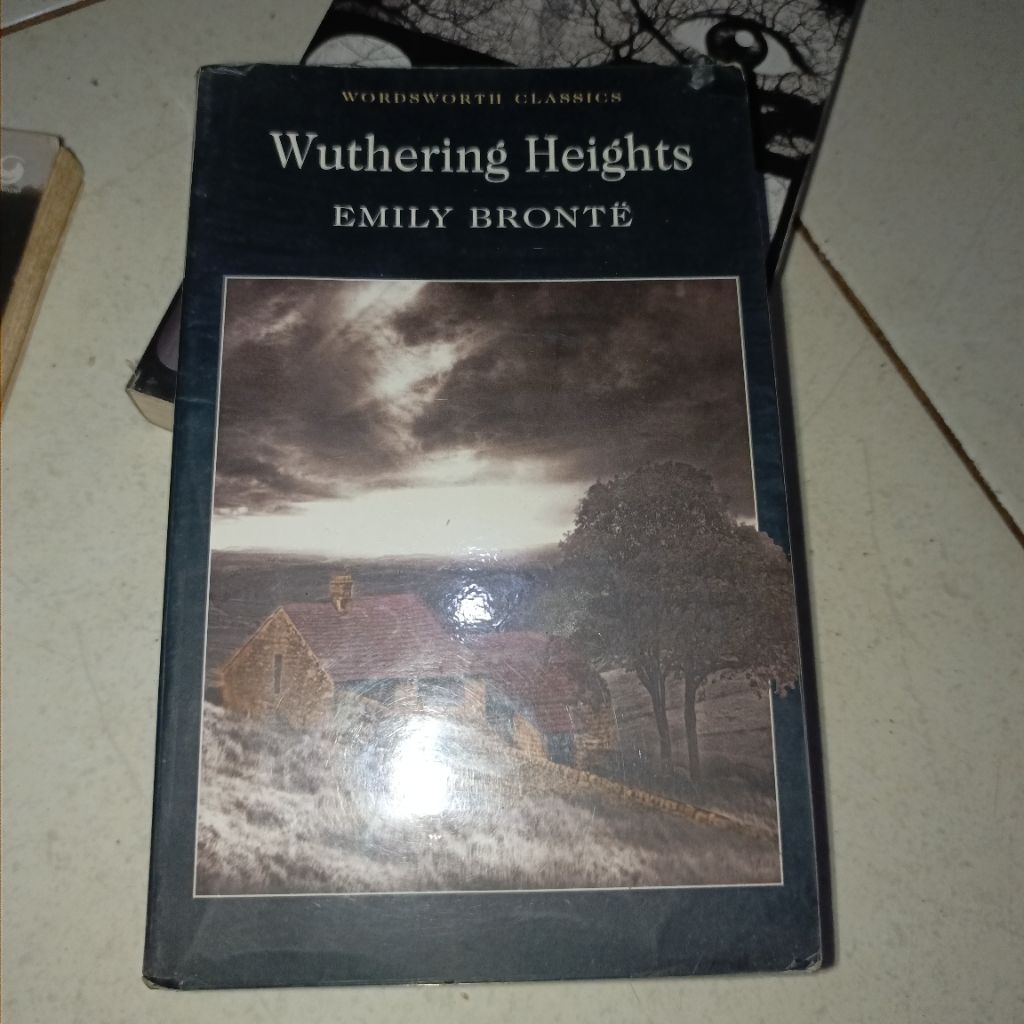 Wuthering Heights by Emily Bronte (Wordsworth Classics Edition)